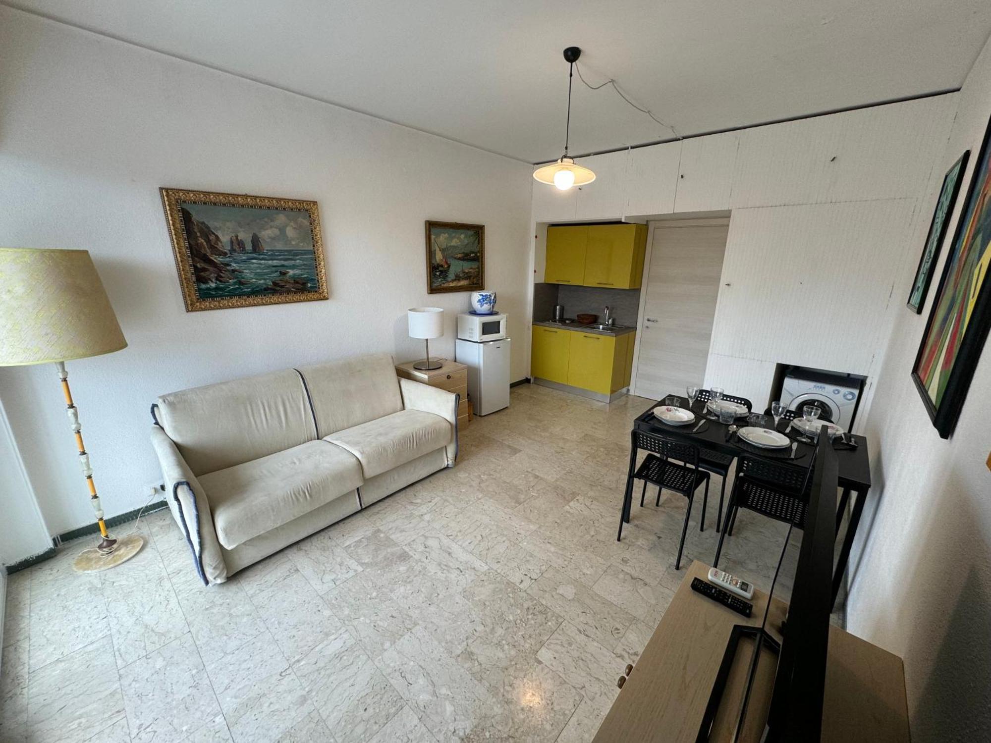 Tirrenia Beach House - Sea Front With Private Beach Sanremo Exteriör bild